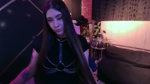 Snapshot of michell_h chatting on July 31, 4:01 am Nani online show from July 31, 4:01 am