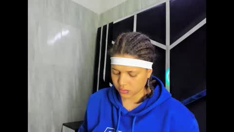 Snapshot of michell_rs chatting on March 1, 4:04 am michell_rs online show from March 1, 4:04 am
