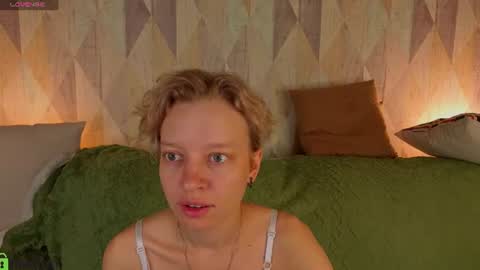 michelle_blond online show from July 23, 1:08 am