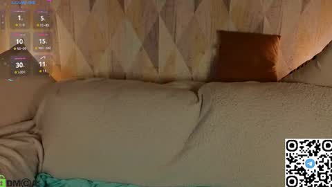 michelle_blond online show from July 24, 1:36 am