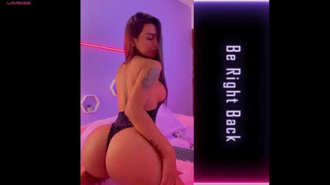 Snapshot of michelle_madson_ chatting on January 20, 4:34 pm michelle_madson_ online show from January 20, 4:34 pm