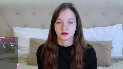 Snapshot of michelle_roux chatting on September 26, 11:25 am Michelle online show from September 26, 11:25 am