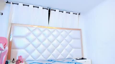michelleblair1 online show from June 6, 12:43 pm