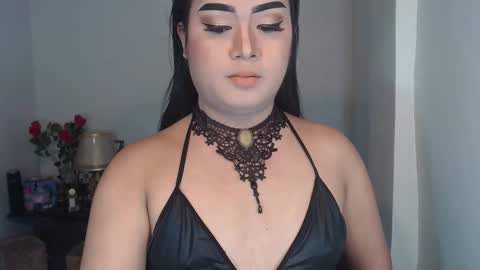 Snapshot of michellechannelxxx chatting on January 13, 3:36 pm Michelle online show from January 13, 3:36 pm