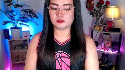 Snapshot of michellechannelxxx chatting on September 28, 5:46 am Michelle online show from September 28, 5:46 am