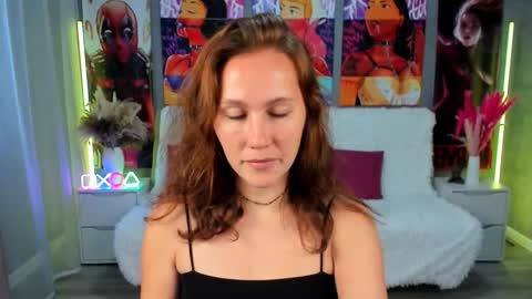 MichelleOrtis online show from November 22, 6:23 am