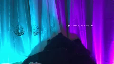 michellepetitte online show from February 4, 3:34 am