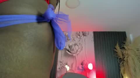 Snapshot of michellepreston_ chatting on July 12, 12:07 pm michellepreston_ online show from July 12, 12:07 pm