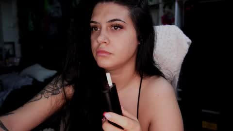 Snapshot of michellerossee chatting on November 27, 8:16 am michellerossee online show from November 27, 8:16 am