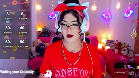   online show from November 4, 3:38 am