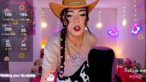   online show from November 14, 7:40 am