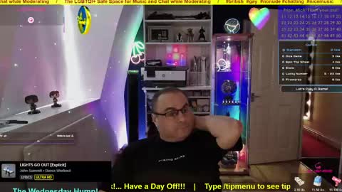 Snapshot of mick_mod chatting on May 6, 4:12 pm Professional Moderator Mick Mickey online show from May 6, 4:12 pm