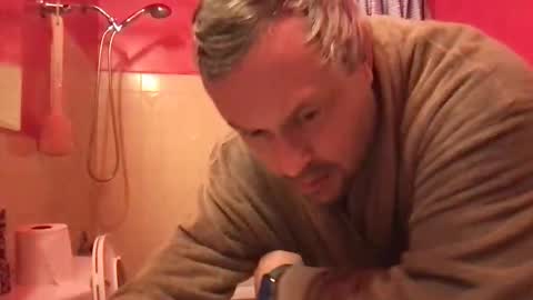 mickeyguy2000 online show from October 21, 6:47 am