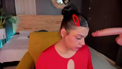 Micki online show from June 9, 11:44 am