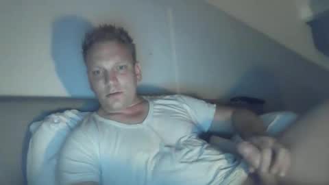 mickkxl online show from June 4, 8:04 pm