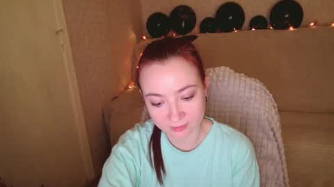 Snapshot of mickywood chatting on November 27, 2:52 pm Micky online show from November 27, 2:52 pm