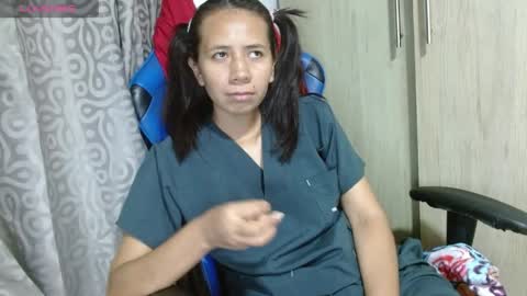 vanesa sexy online show from June 7, 12:26 am
