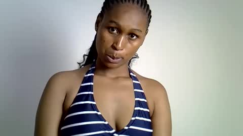 midnight_nia online show from June 5, 8:53 am