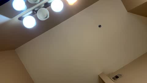 SexyLatinaCouple online show from November 12, 11:32 am