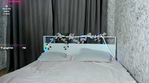 midnightfable online show from August 2, 9:02 pm
