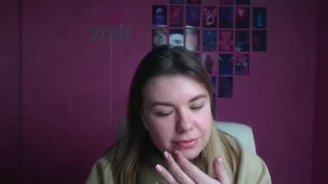 Snapshot of midnightmariana chatting on November 22, 6:34 am Mariana online show from November 22, 6:34 am