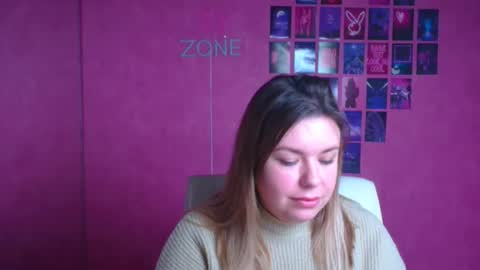 Snapshot of midnightmariana chatting on November 26, 6:36 am Mariana online show from November 26, 6:36 am