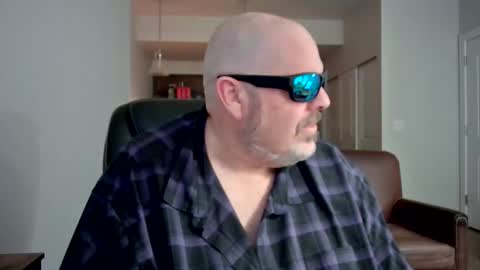 midnightmoonlight777 online show from April 28, 2:27 am