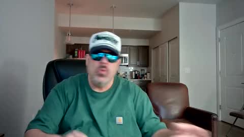 midnightmoonlight777 online show from April 29, 10:49 pm