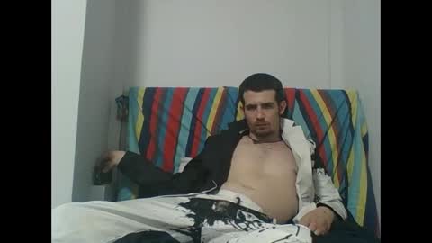 midnightsattire online show from May 1, 11:09 pm
