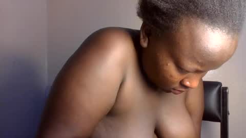 midnightt_curves online show from June 24, 7:02 pm
