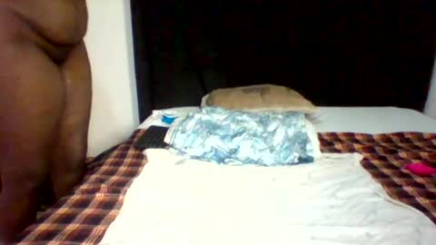 Snapshot of midnighttease_25 chatting on July 1, 4:03 am midnight online show from July 1, 4:03 am