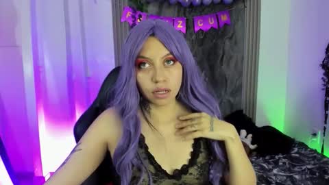 Snapshot of midory_ chatting on November 25, 4:01 am midory_ online show from November 25, 4:01 am