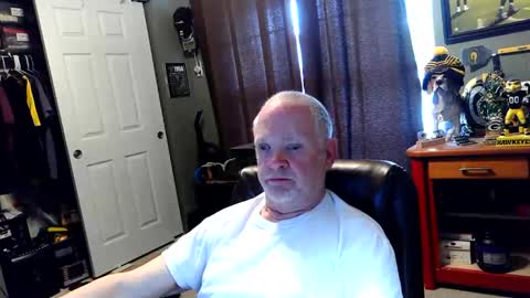 midwestdad09 online show from April 9, 9:53 pm