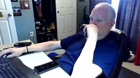 midwestdad09 online show from April 25, 2:36 pm