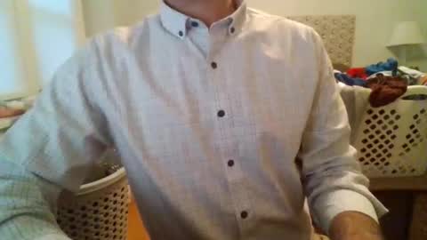 Snapshot of midwestdad2026 chatting on January 14, 10:47 pm midwestdad2026 online show from January 14, 10:47 pm