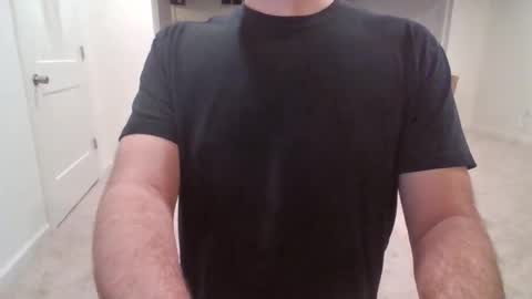 Snapshot of midwestdad2026 chatting on April 1, 3:29 am midwestdad2026 online show from April 1, 3:29 am