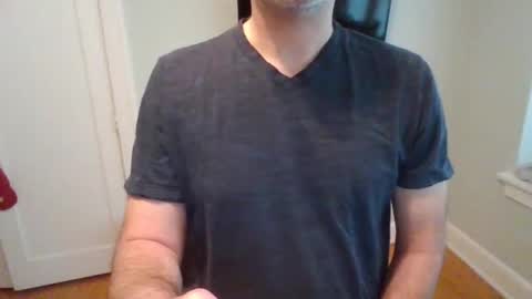 Snapshot of midwestdad2026 chatting on April 10, 1:16 pm midwestdad2026 online show from April 10, 1:16 pm