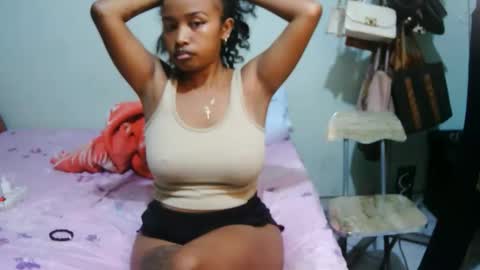 miel_07 online show from February 10, 11:03 am