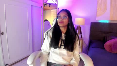 Snapshot of miel_ambar chatting on May 27, 1:52 pm miel_ambar online show from May 27, 1:52 pm