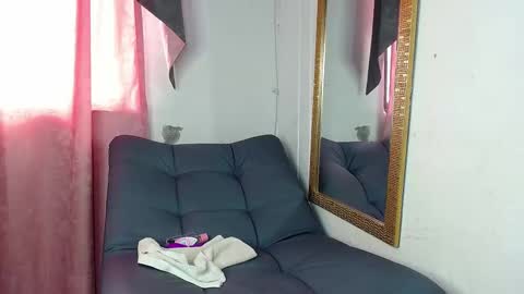 Snapshot of mielsquirt chatting on March 3, 6:22 pm mielsquirt online show from March 3, 6:22 pm