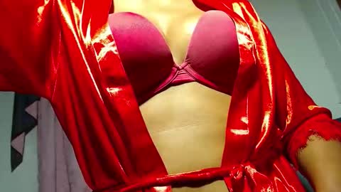 Snapshot of mielsquirt chatting on September 23, 8:28 am mielsquirt online show from September 23, 8:28 am