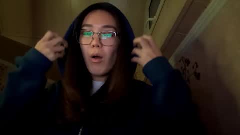 Snapshot of migdaliafenlon chatting on November 7, 2:28 pm Nova online show from November 7, 2:28 pm