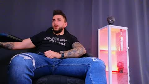 MightyAaron online show from March 11, 7:48 am