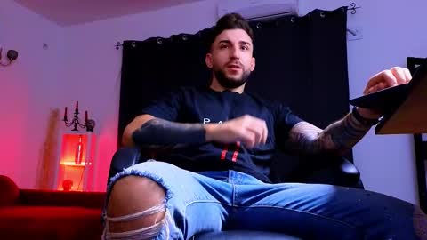 MightyAaron online show from October 14, 3:40 am