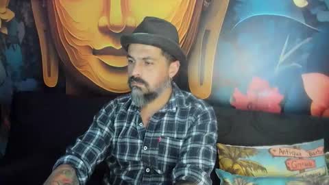 Snapshot of miguel_angeel_ chatting on June 4, 5:41 pm Miguel Angel online show from June 4, 5:41 pm