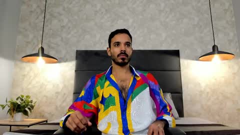 miguelsanfrancisco online show from October 24, 12:01 pm