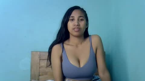 mihpretties online show from July 16, 9:04 am