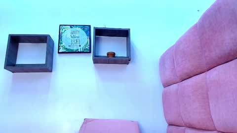 Snapshot of miia_01_ chatting on October 6, 11:51 am Mia online show from October 6, 11:51 am