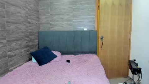 Snapshot of miia_belll chatting on June 10, 4:01 am Mia online show from June 10, 4:01 am