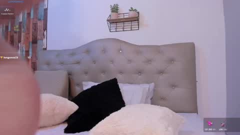 Mia Jhones online show from January 25, 2:37 am